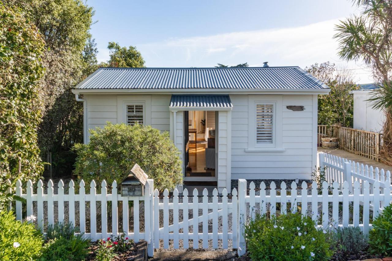 Kowhai Cottage & Studio Раглан Экстерьер фото